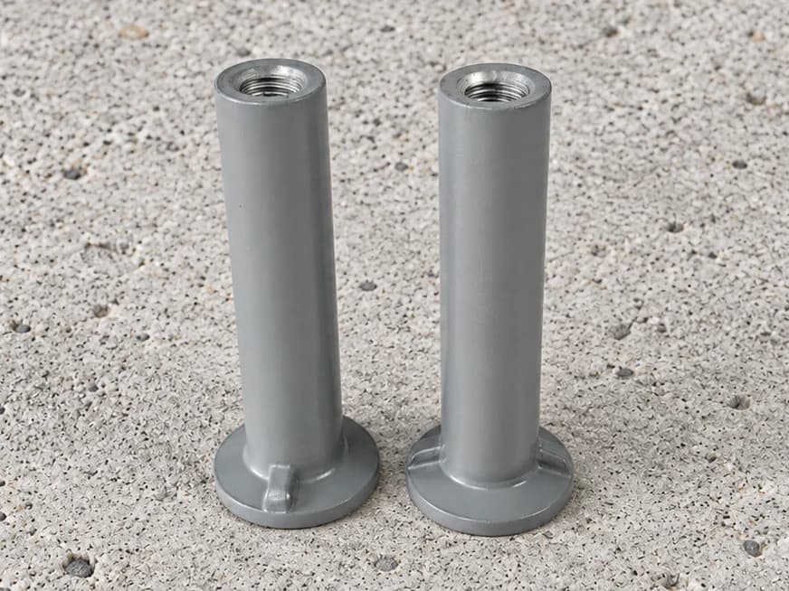 Flanged Precast Concrete Inserts: thread and body detail